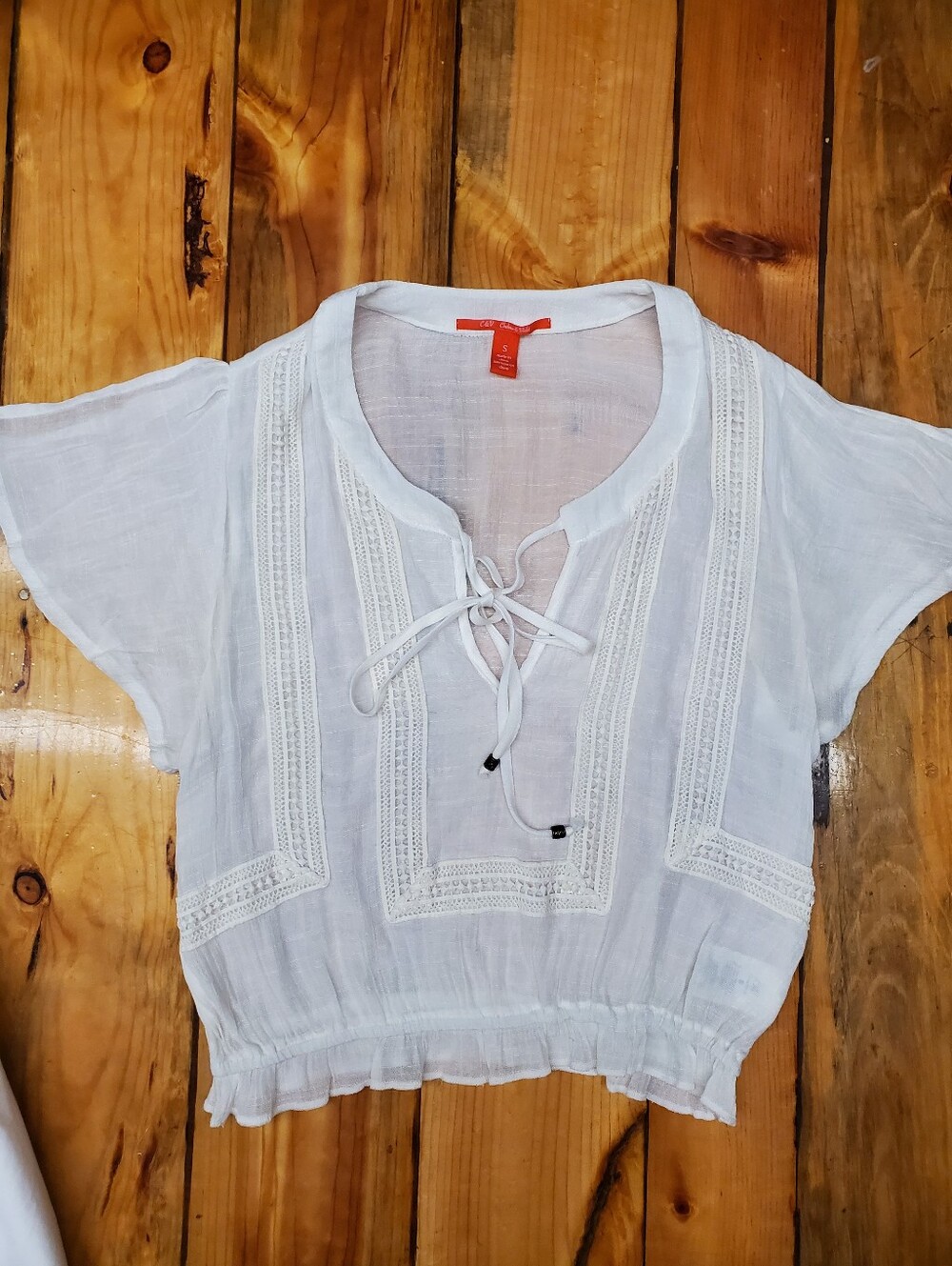 Chelsea & Violet C&V White Boho Crop Top Size S Crochet Trim Tie Front Sheer